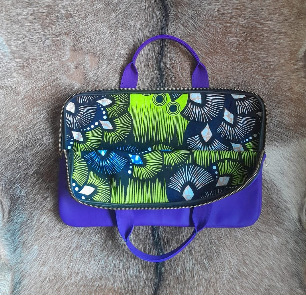 Nyamula Laptop Carry Bag